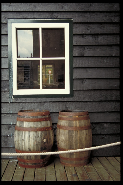 Can I Live Permanently in a Log Cabin?