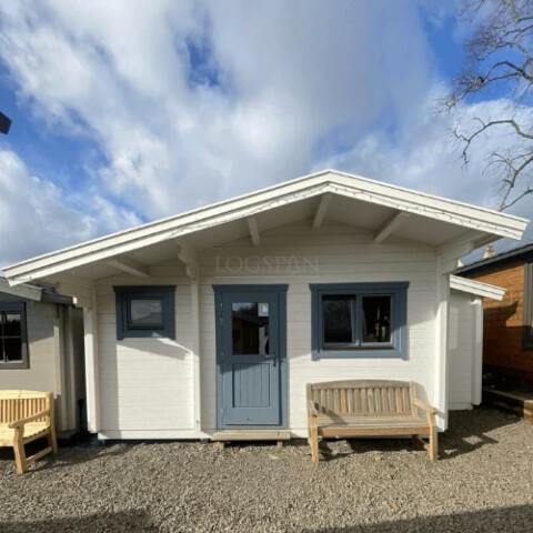 Ascot T24 | Log Cabin