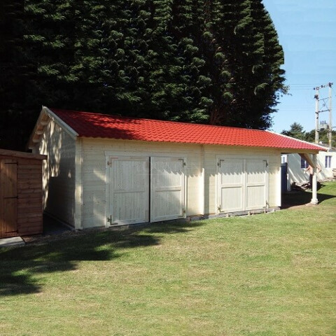 Worcester Garage 10.5m x 5.4m
