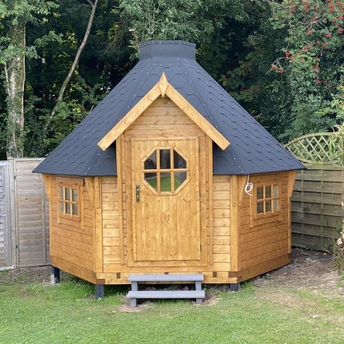 BBQ Hut