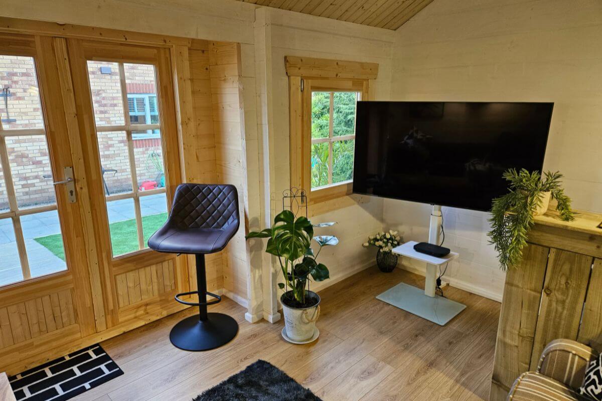 Garden office cabin