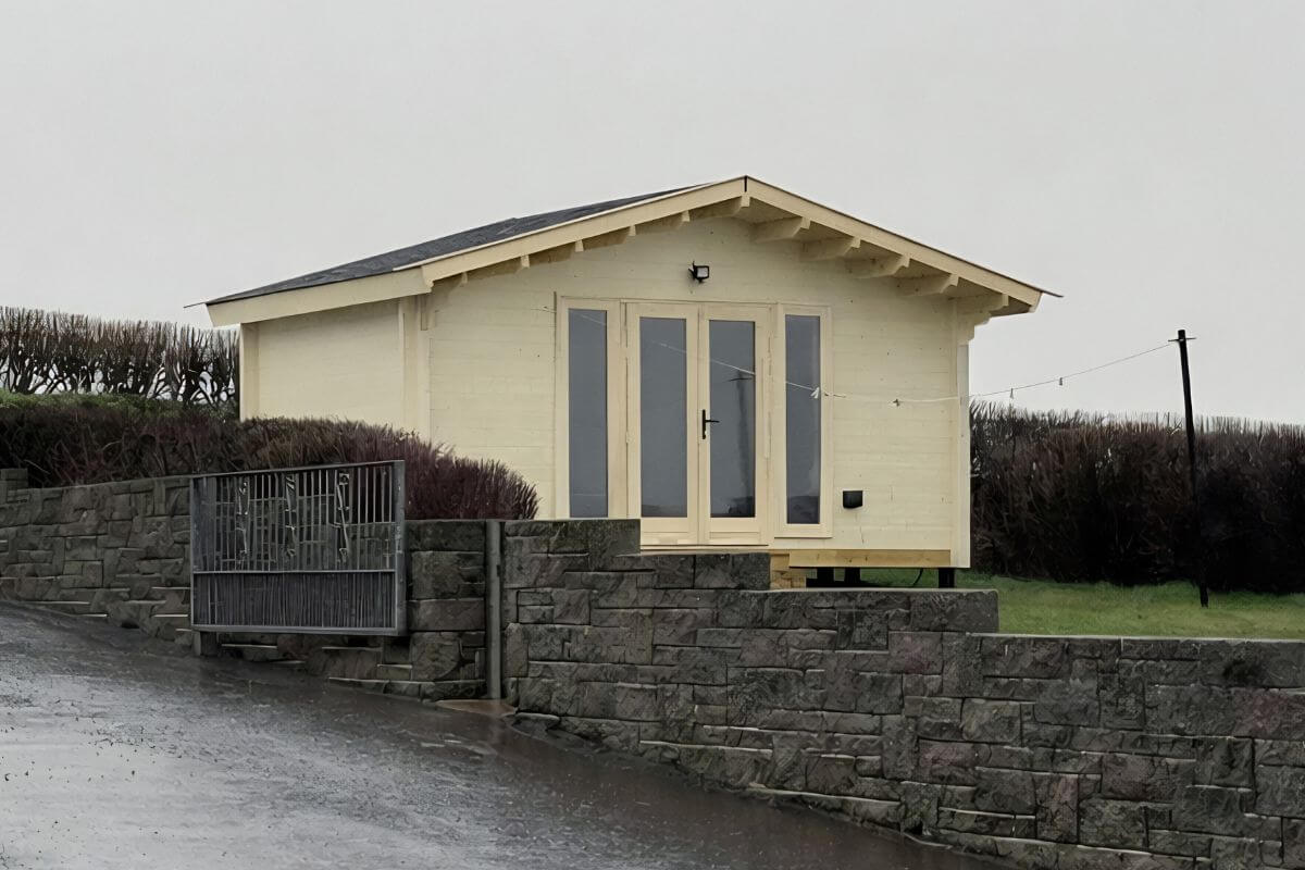 Garden room